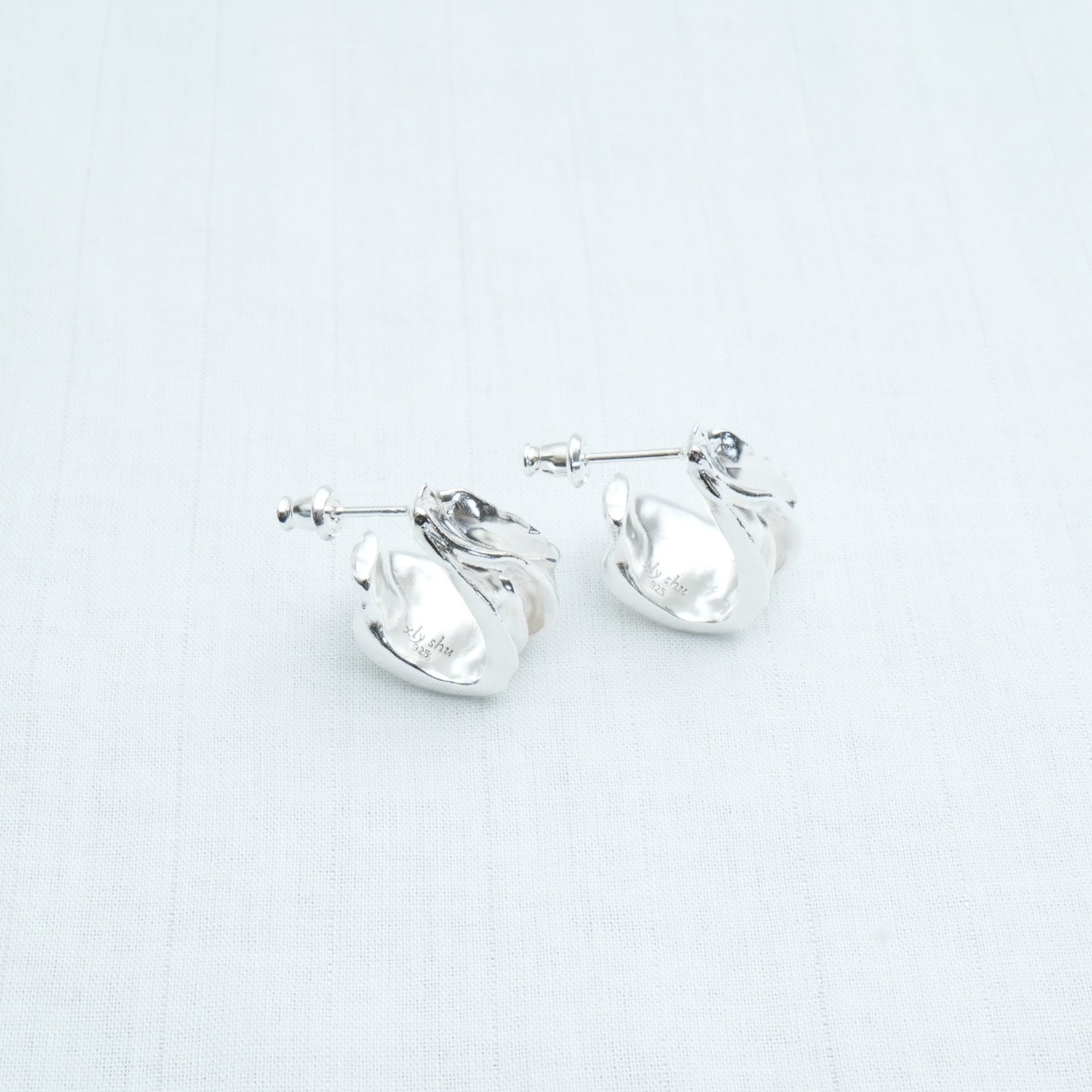 CLOTH EARRING