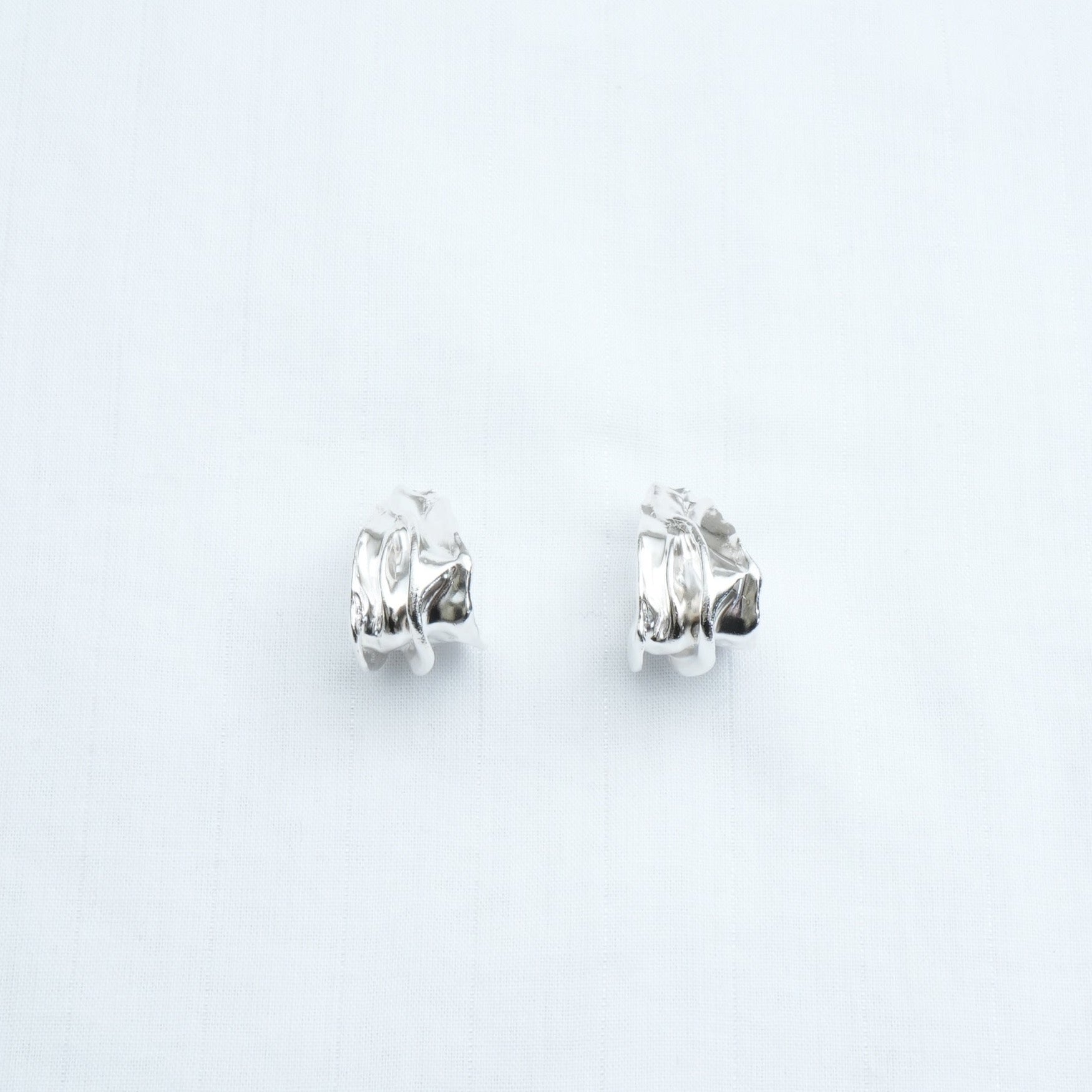 CLOTH EARRING