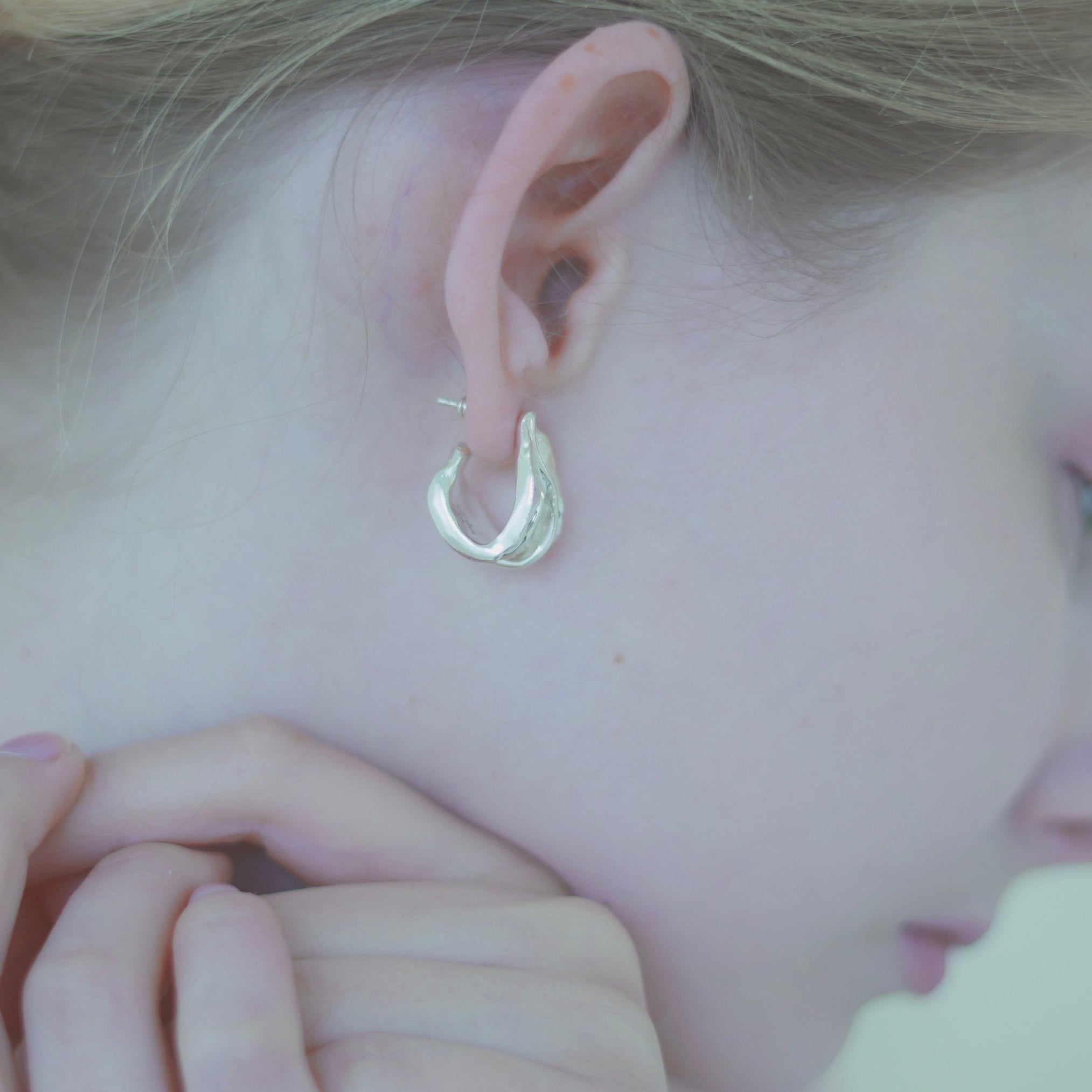 CLOTH EARRING