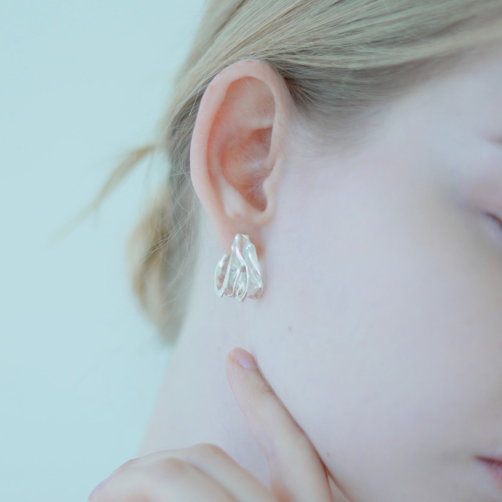 CLOTH EARRING