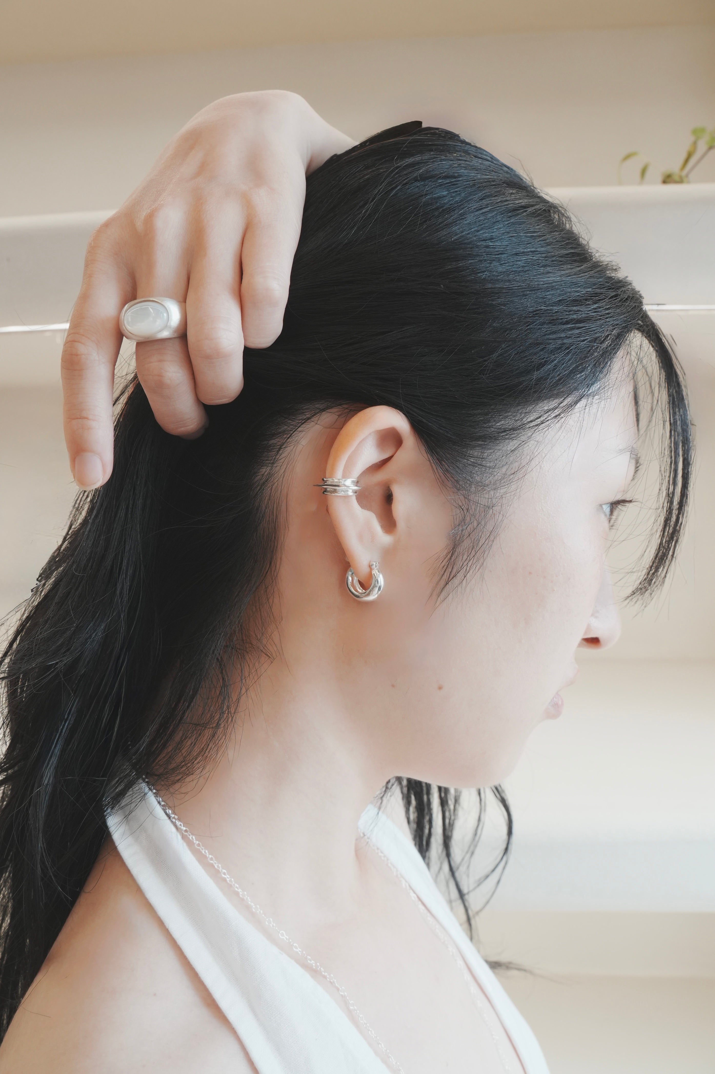 Venus - ear cuff